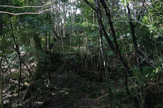 岩屋寺跡（2004年1月18日撮影）