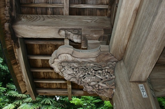 7代不昧公廟門（2004年7月4日撮影）