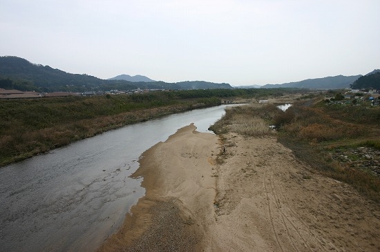 富田川河床遺跡（2004年12月19日撮影）