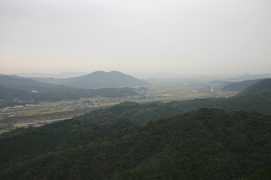 富田城跡・二の丸からの眺め（2004年12月19日撮影）