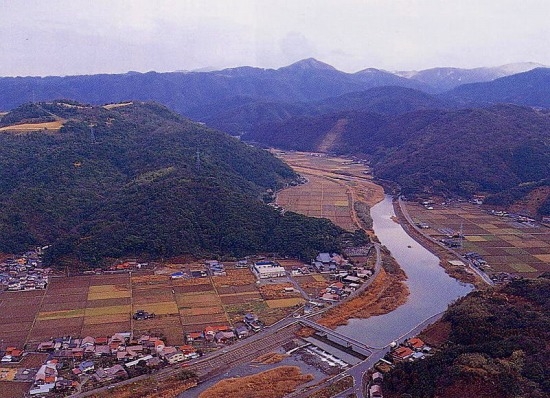 鳶巣城跡