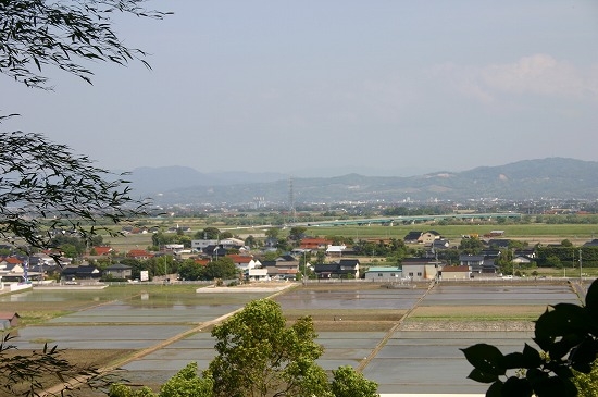 上島古墳からの眺め（2005年5月14日撮影）
