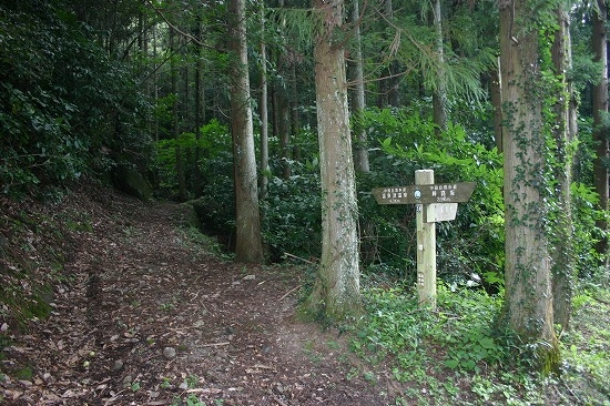 銀山街道 （温泉津温泉まで4.3㎞、2005年7月30日撮影）