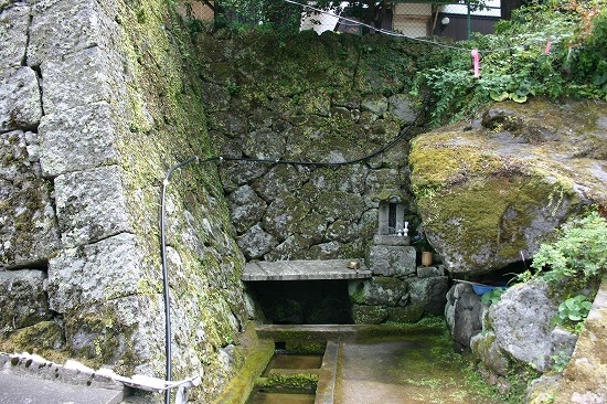 清水の金柄杓（2005年8月15日撮影）