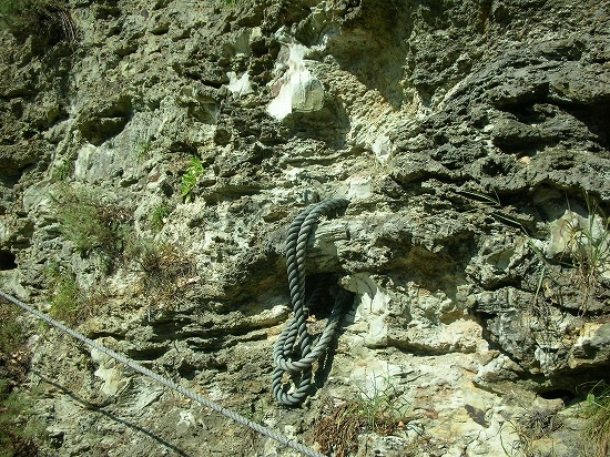 鼻ぐり岩（2006年9月3日撮影）