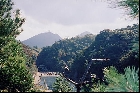 鵜の島から見た鞆ヶ浦遺跡（2003年11月1日撮影）